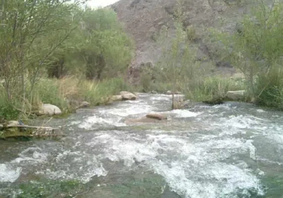 رودخانه چشمه عروس