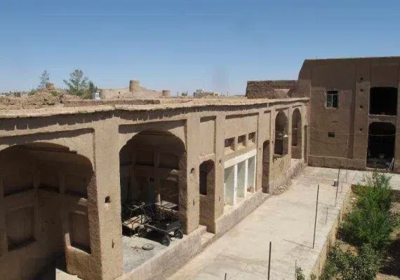 خانه ابوالحسن خان کجاست؟