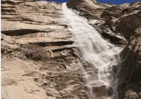 آبشار وروار رودفرق