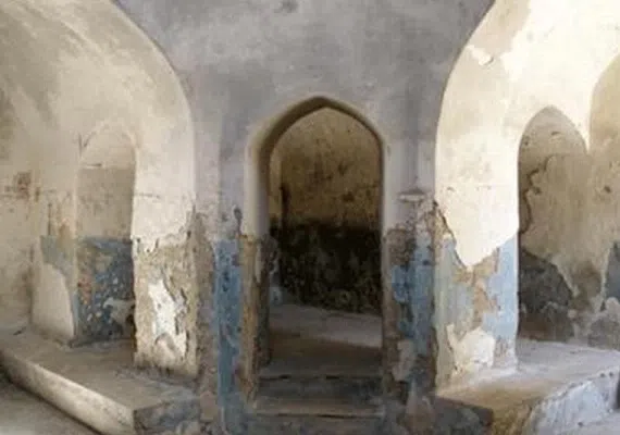 حمام قدیمی نجف خان