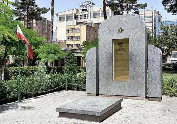 آرامگاه نخستین هوانورد غیور ایرانی