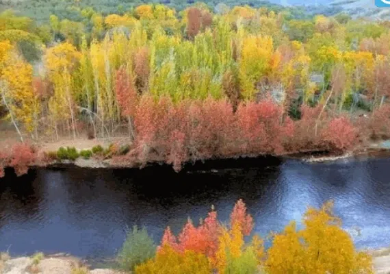 چم طاق از روستاهای باغ بهادران