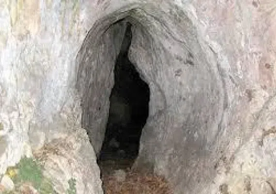 غار جهنم طبس