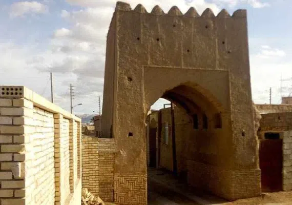 دروازه کربلایی صفر فرخی