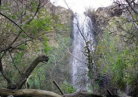 آبشار آبگرم کلات