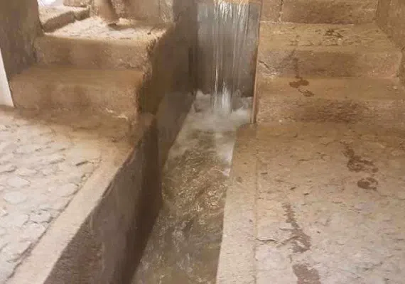 آبشار و مجموعه گردشگری جندق