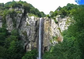 آبشار لاتون - بلند ترین آبشار ایران