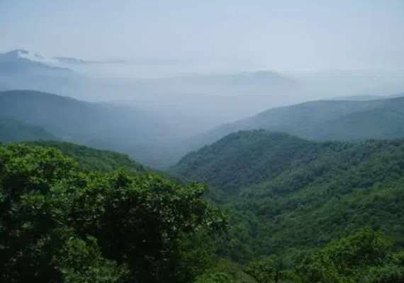 مجمومه غارهای کیارام، از قدیمی ترین غارهای ایران