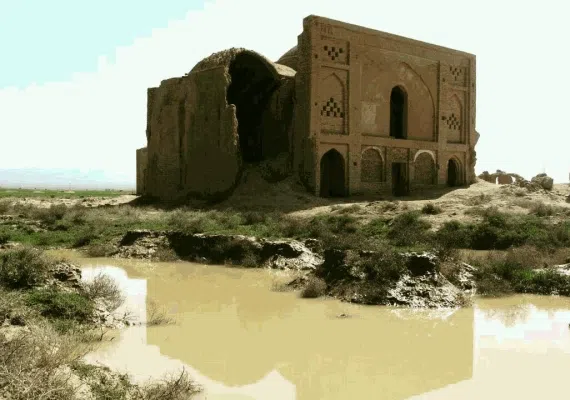 مزار سلطان محمود کبودان(مزار کبیدو)