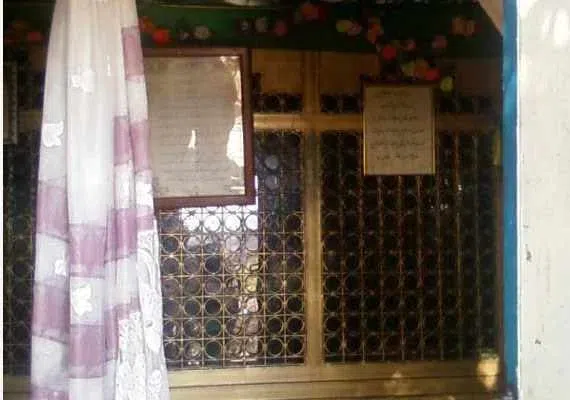 امامزاده عبادالصالحین (ع)، روستای هندل آباد