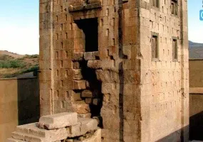 کعبه زرتشت در نقش رستم