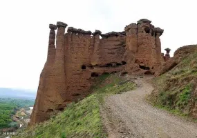 قلعه بهستان