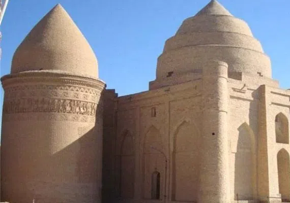 امامزاده زید و رحمان (ع) یا سه گنبدان، ترکیب زیبای سه دوره تاریخی