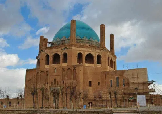 ارگ سلطانیه، بلندترین گنبد آجری جهان و یادگار ایلخانان