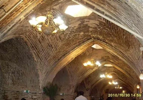 کاروانسرای سنگی، کاروانسرایی از عهد صفویه