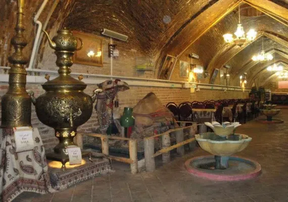 کاروانسرای سنگی، کاروانسرایی از عهد صفویه