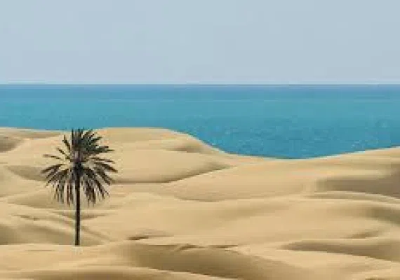 روستای درک زر آباد، روستایی با چهار ساحل متنوع