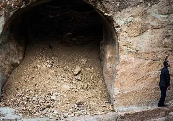 معبد داش کسن، عبادتی از جنس اژدها
