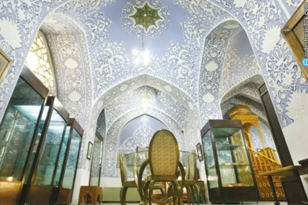 موزه زیبای هنرهای ملی ایران یا حوضخانه باغ گلستان