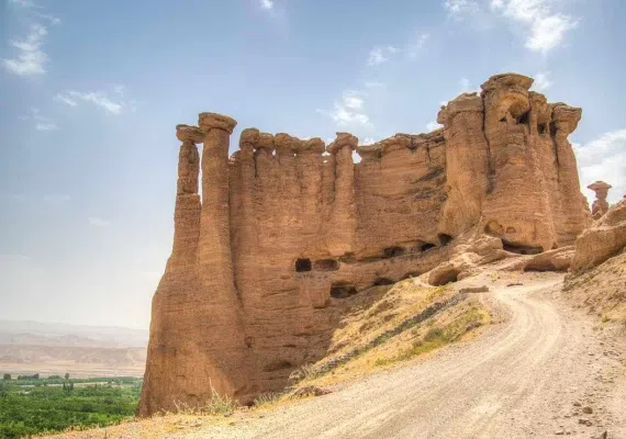 دود کش جن، بازی باد و خاک