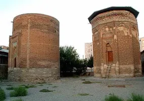 گنبد کبود مراغه