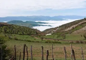 درفک، آشیانه ی پرنده ی یخی، بام گیلان و محل عبور فرشتگان