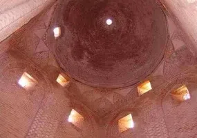 گنبد سرخ مراغه