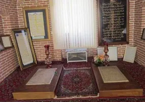 آرامگاه شیخ محمود شبستری