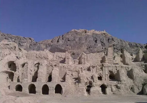 کوه خواجه، تخت جمشید خشتی ایران