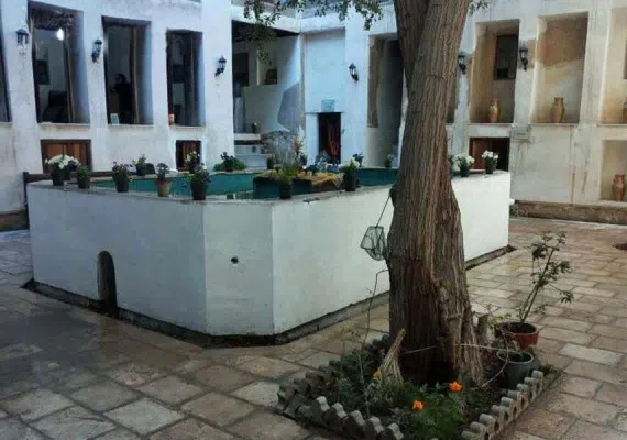 عمارت دهدشتی اولین عمارت 4 طبقه بوشهر