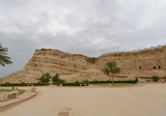 غار خربس، پلاژ سیمین قشم