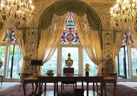 کاخ صاحبقرانیه تهران کجاست؟