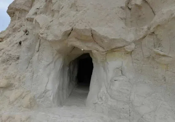 غار خربس، پلاژ سیمین قشم