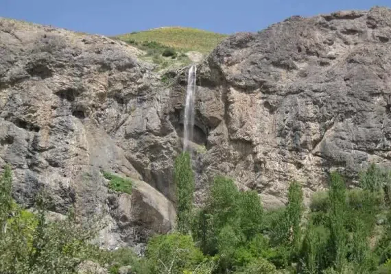 آبشار سنگان، آبشاری چهار فصل