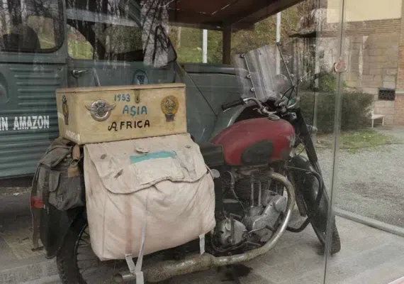 موزه برادران امیدوار، موزه ای با یادگاری های مختلف