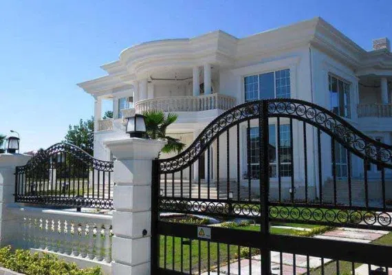 دهکده ساحلی بندر انزلی