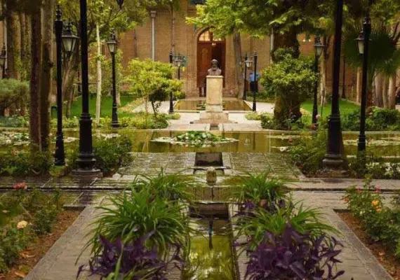 باغ نگارستان، تجربه آرامش حافظیه