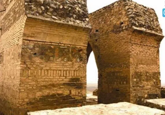 تپه میل، آتشکده بهرام گور