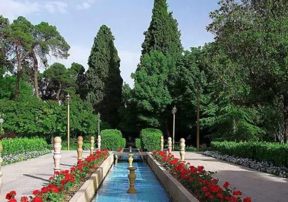 باغ ایرانی، از زیباترین باغ های تهران