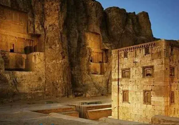 کعبه زرتشت در نقش رستم