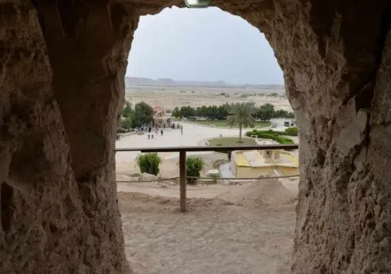 غار خربس، پلاژ سیمین قشم