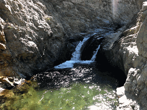 تصاویر آبشار عیش آباد مرند 