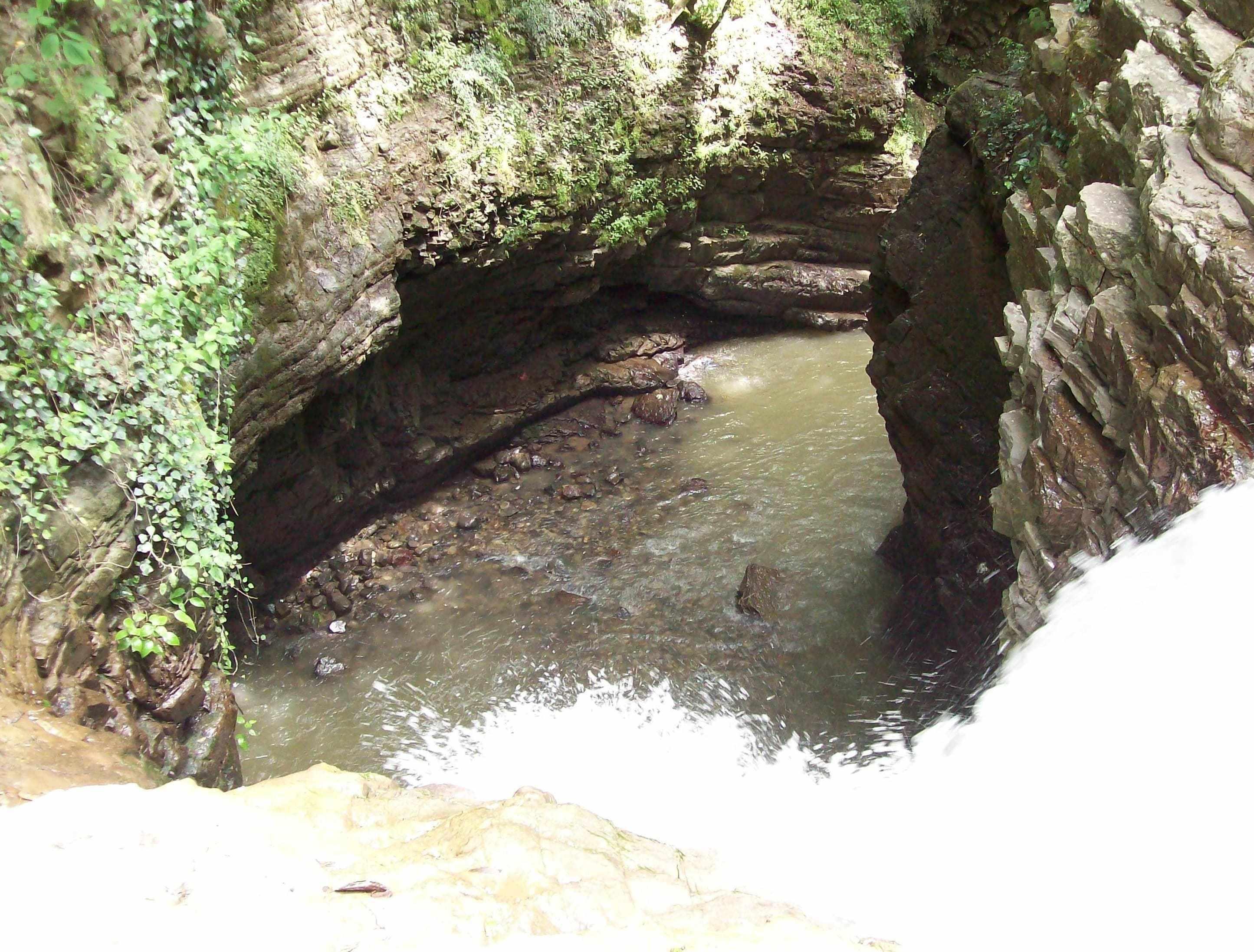 آبشار ویسادار پره سر کجاست؟