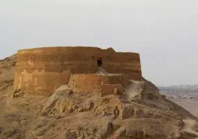 دخمه زرتشتیان، برج خاموش یزد