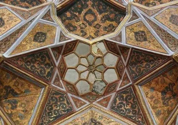 کاخ هشت بهشت اصفهان