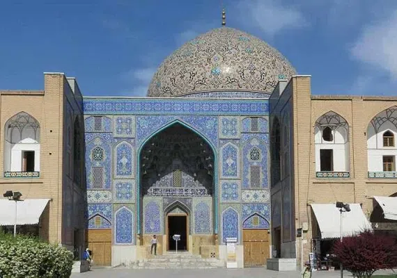 مسجد شیخ لطف الله اصفهان