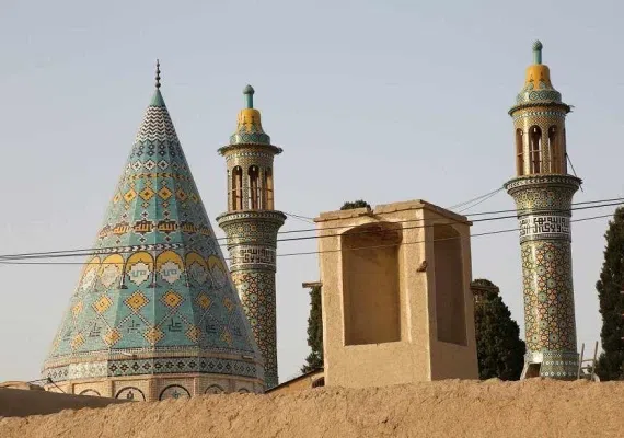 امامزاده ابراهیم، نگینی بر تارک فین کاشان