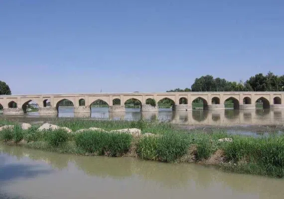 پل مارنان اصفهان، پل باستانی بر روی زاینده رود