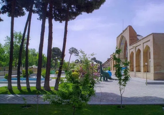 موزه تاریخ طبیعی اصفهان