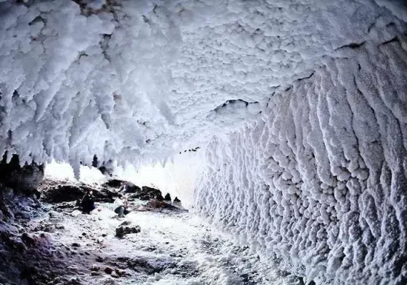 غار نمکدان، از طولانی ترین غارهای نمکی جهان